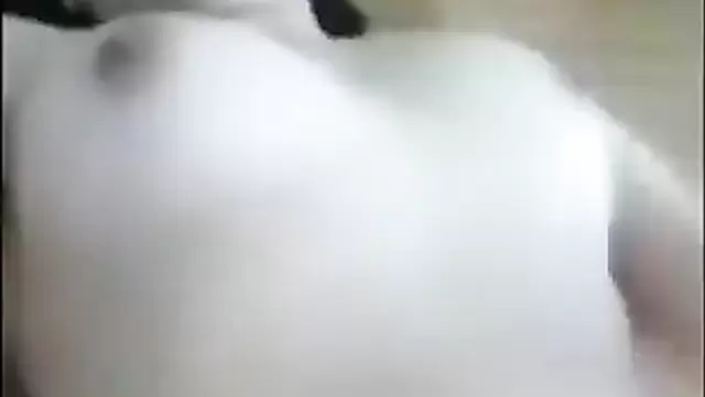Naked Asian Girl Shooting Hot Solo